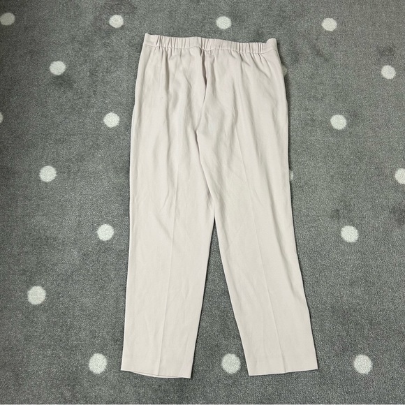 Aritzia Babaton Cohen Pant - Picture 3 of 13
